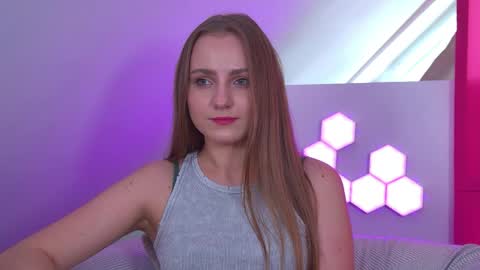 MelissaBerry online show from May 11, 2:02 pm