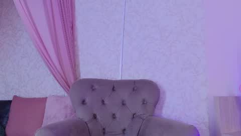   online show from July 9, 5:28 pm