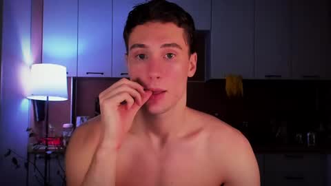 Mello online show from February 10, 11:02 pm