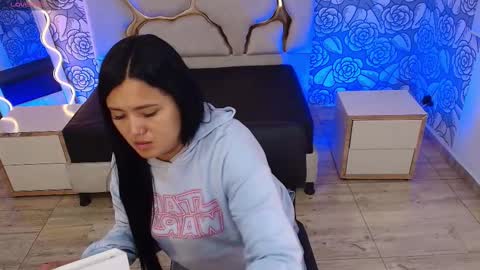 Mellani  online show from February 26, 3:14 am