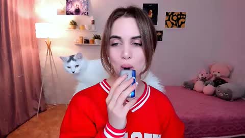 Tessa online show from February 24, 9:31 pm