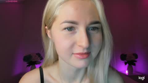 Mellina online show from December 28, 11:05 pm
