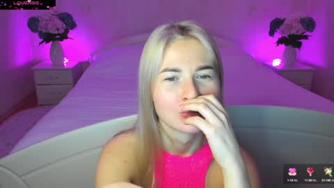 Mellina online show from December 21, 10:19 pm