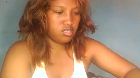 Snapshot of mellissia02 chatting on February 15, 12:33 pm mellissa online show from February 15, 12:33 pm