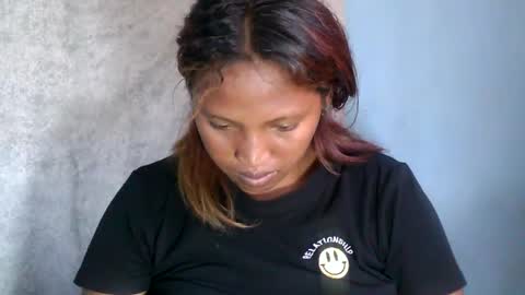 Snapshot of mellissia02 chatting on February 6, 8:39 am mellissa online show from February 6, 8:39 am