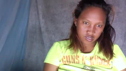 Snapshot of mellissia02 chatting on February 4, 10:54 am mellissa online show from February 4, 10:54 am