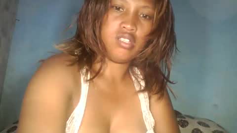 Snapshot of mellissia02 chatting on February 9, 5:33 pm mellissa online show from February 9, 5:33 pm