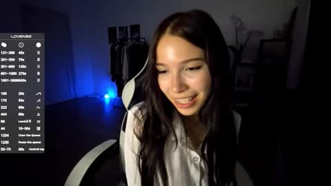 EVA online show from October 24, 7:47 pm