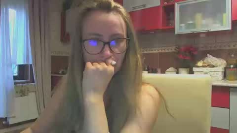 Melly online show from January 9, 8:24 am