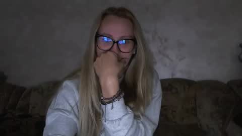 Melly online show from October 6, 6:20 am