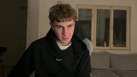 Melodicass online show from November 30, 7:32 pm