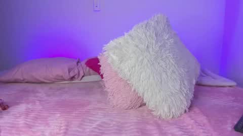    online show from February 22, 9:48 pm