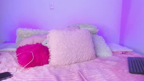    online show from February 24, 8:14 pm