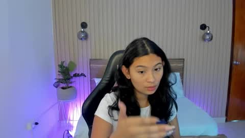 Snapshot of melody_flowers chatting on January 28, 12:22 pm Melody online show from January 28, 12:22 pm