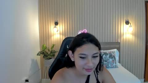 Snapshot of melody_flowers chatting on March 8, 3:24 pm Melody online show from March 8, 3:24 pm