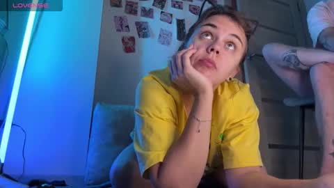 melody_song online show from November 8, 7:55 am