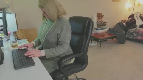 Melody online show from February 17, 6:07 pm