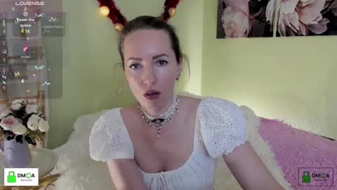 Snapshot of melodyys chatting on January 23, 3:32 pm Melody My schedule this week Wednesday Thursday Sunday online show from January 23, 3:32 pm