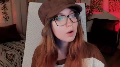 Mia online show from October 3, 3:20 pm