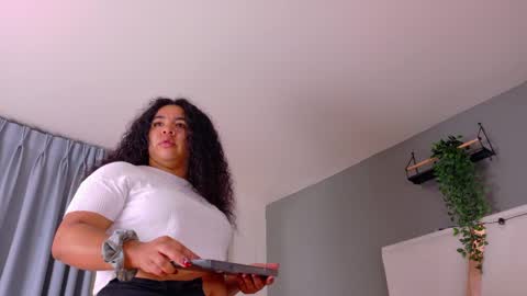  Memphis Williams  online show from May 26, 2:50 am