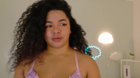  Memphis Williams  online show from May 6, 3:23 am