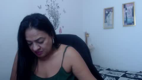 menfismuller online show from December 16, 8:37 pm