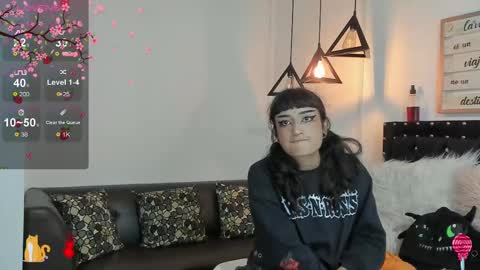 Snapshot of meow_mota chatting on March 12, 7:14 pm Valentina online show from March 12, 7:14 pm