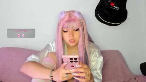 meowmelf online show from May 8, 11:21 pm