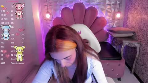 Snapshot of meraki_fraise chatting on March 5, 7:49 pm online show from March 5, 7:49 pm