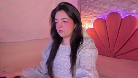 Snapshot of meraki_fraise chatting on February 4, 4:39 pm online show from February 4, 4:39 pm