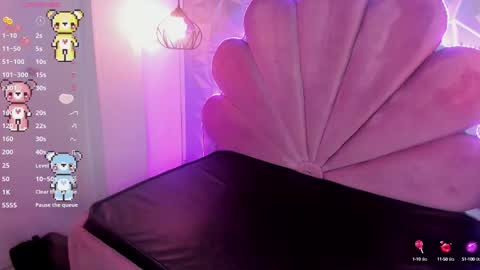 Snapshot of meraki_fraise chatting on March 2, 6:40 pm online show from March 2, 6:40 pm