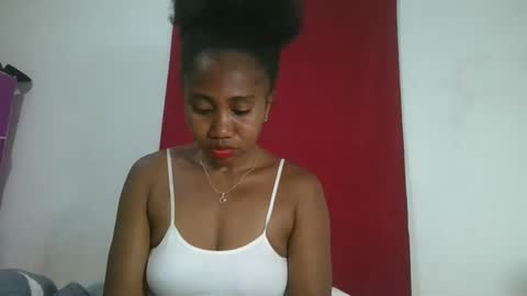 meraldaaaa online show from October 16, 1:33 pm