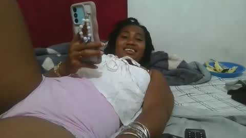 meraldaaaa online show from October 31, 8:37 am