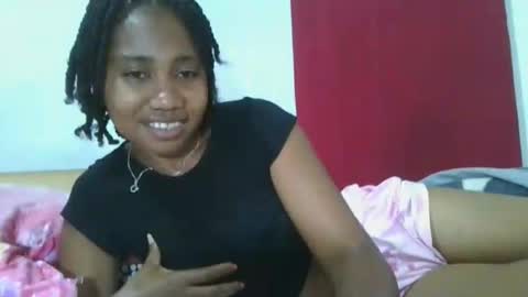 meraldaaaa online show from October 26, 4:57 am