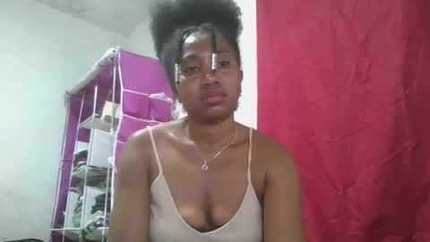 meraldaaaa online show from September 20, 12:35 am