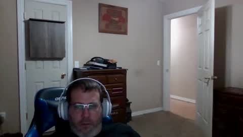 mercer1977 online show from April 21, 6:26 pm