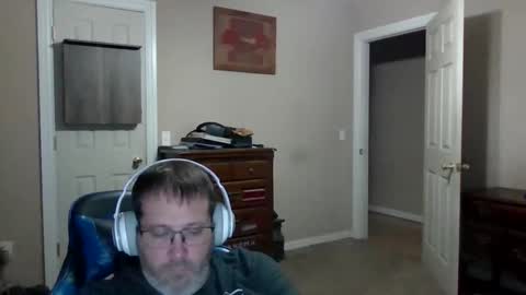 mercer1977 online show from April 23, 12:40 pm