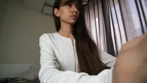 meriannabell online show from November 16, 6:15 am