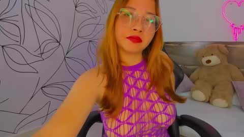 merida06 online show from September 28, 4:43 am