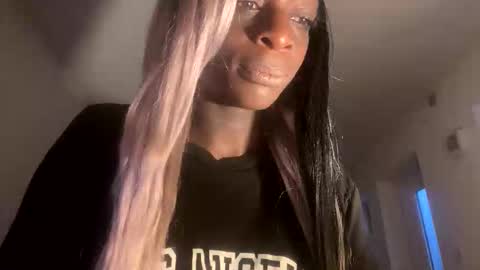 Alexismerton online show from May 31, 3:49 am