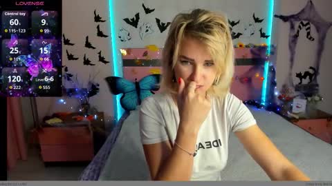 merymidnight online show from October 20, 5:34 am