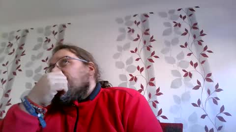 Snapshot of metallbuddy chatting on February 18, 1:44 pm ask me online show from February 18, 1:44 pm