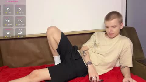 Arthur online show from November 29, 2:36 pm