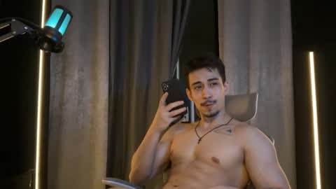 mettew22cm online show from October 4, 4:32 am