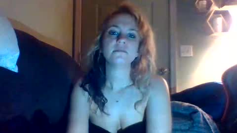 mezzy69 online show from March 4, 9:39 am