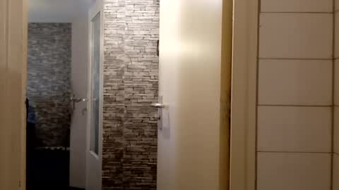 mh543724 online show from January 31, 9:16 am