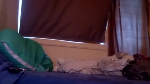 mh543724 online show from December 6, 9:05 am