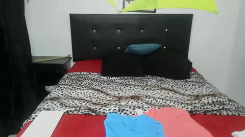 mhia1972 online show from February 12, 5:27 pm