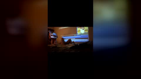 mhmitchell3892 online show from May 2, 10:43 am