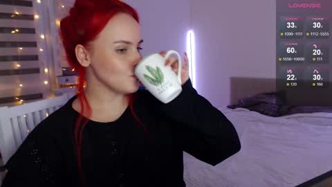 Snapshot of mi_cherry chatting on January 24, 11:12 pm Alice online show from January 24, 11:12 pm